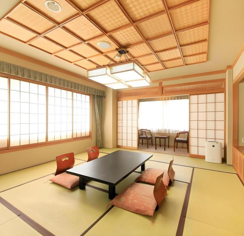 Kamisuwa Station Hotel Exterior photo